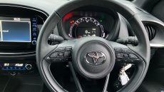 Toyota Aygo X 1.0 VVT-i Edge 5dr Petrol Hatchback